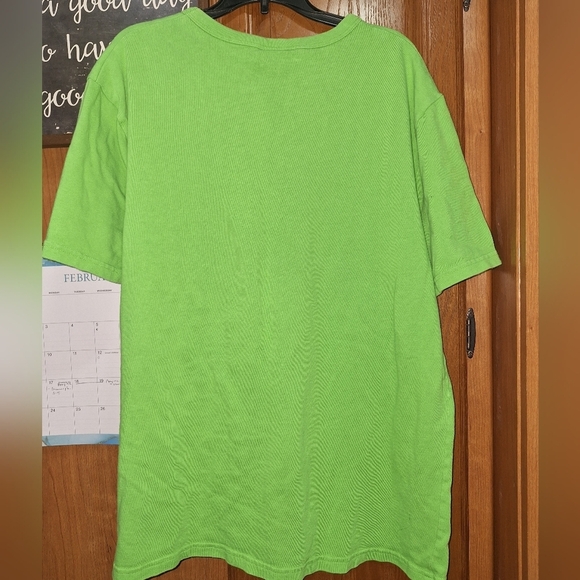 Vintage Champion Green Graphic T-Shirt in a men's size large. Pre-loved - Picture 6 of 6